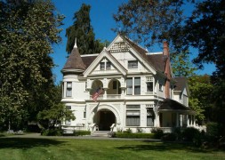 Front view of the house.